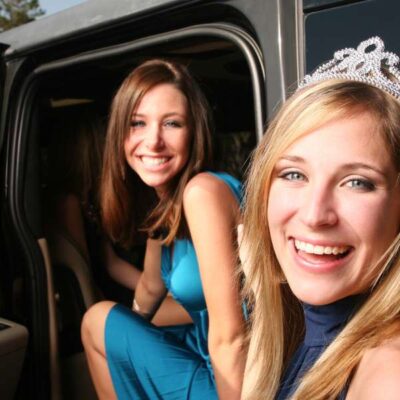 What to Expect from Your Prom Limo Service